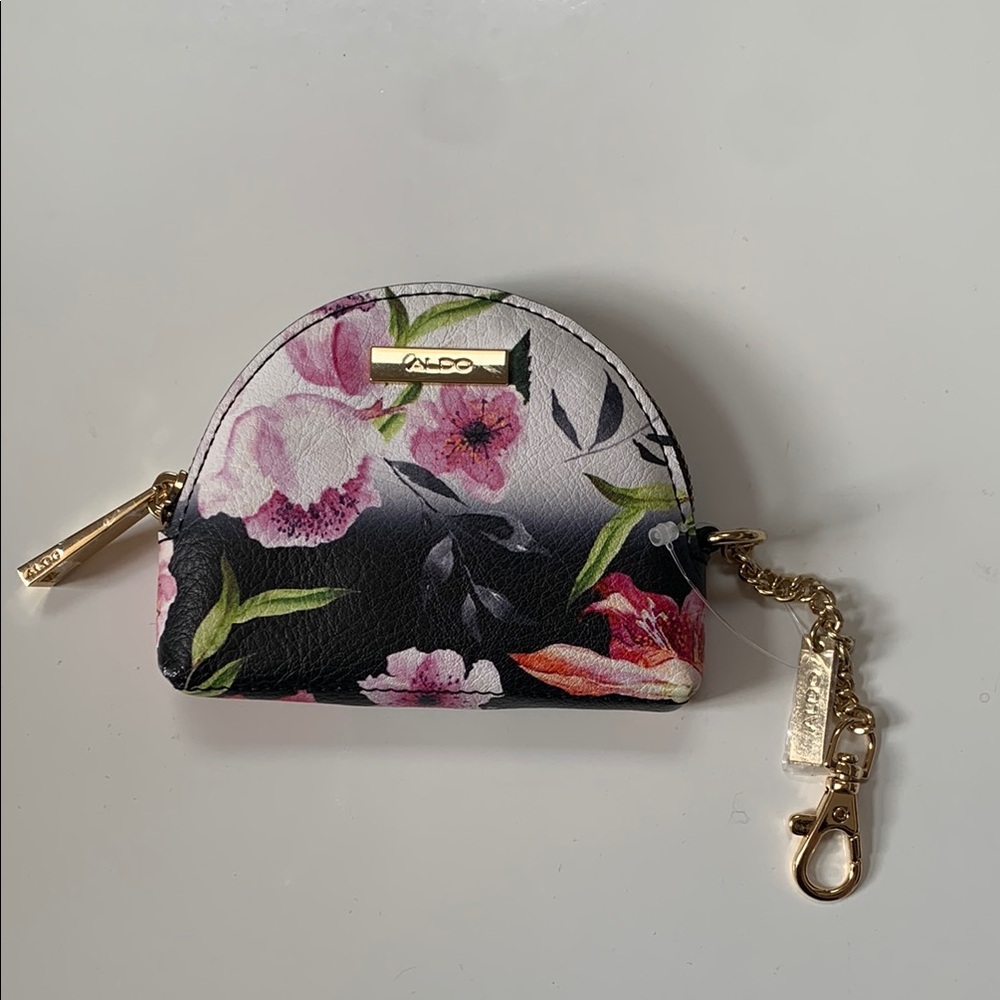 ⭐️HOST PICK⭐️ 👛ALDO Floral Coin Purse with Gold Accents